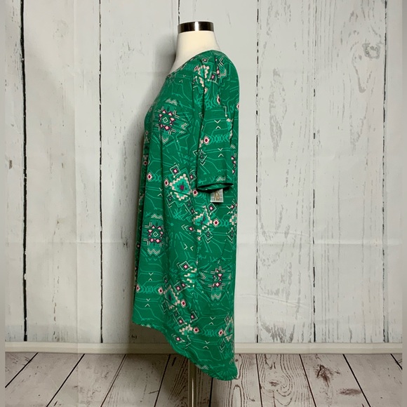 LuLa Roe Irma - Picture 4 of 9